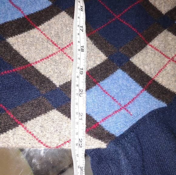 Good Pre-owned Condition Size Large100% Cashmere Argyle Pattern - Picture 6 of 8